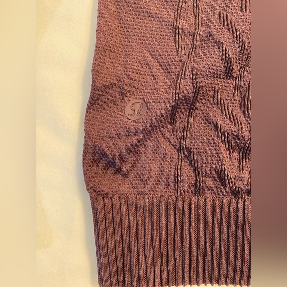 NWOT Lululemon Rest Less Hoodie  Black Cherry  size 10 - Picture 8 of 13